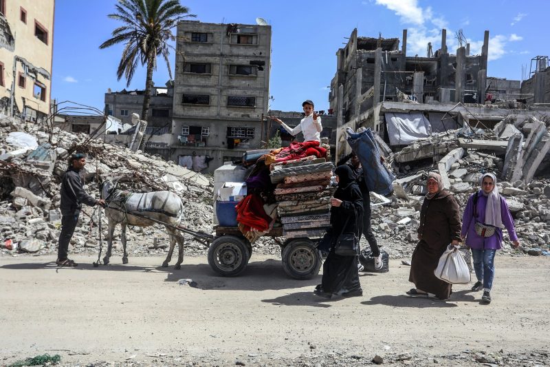 Tra stanchezza e speranza