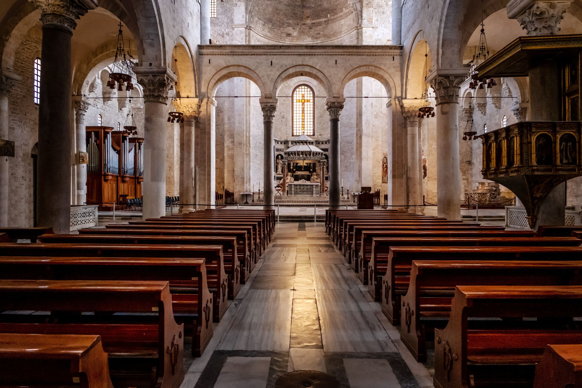 Da Bari un messaggio di unità