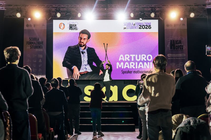 Arturo Mariani: i nostri limiti, nuove possibilità